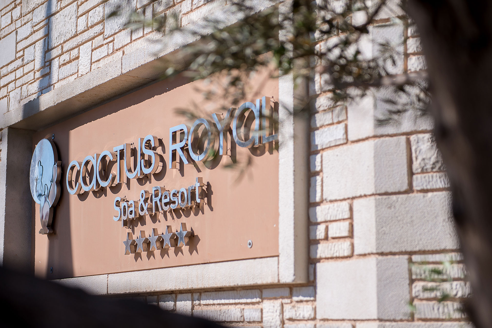 Ταμπλέλα του Cactus Royal Resort Spa